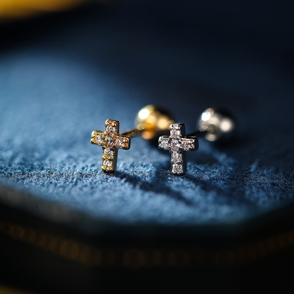 1 Piece Simple Style Classic Style Cross Plating Inlay Copper Zircon 18K Gold Plated Cartilage Earrings display picture 5