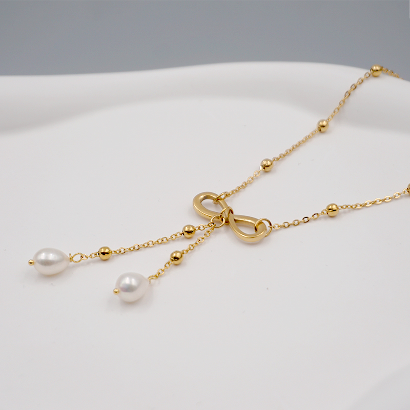 304 Stainless Steel Freshwater Pearl Gold Plated Casual Vintage Style Simple Style Infinity Bow Knot Pendant Necklace display picture 5