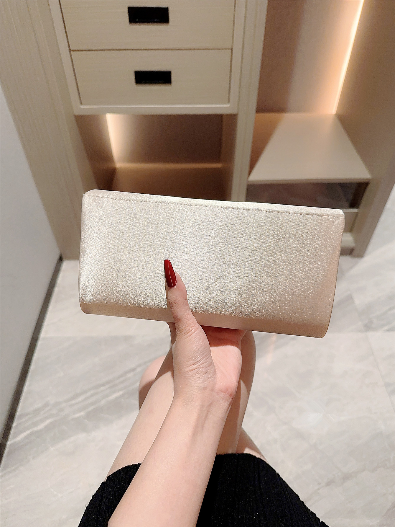 Apricot Polyester Solid Color Evening Bags display picture 3