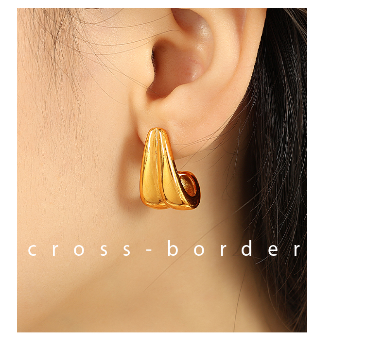 1 Pair Simple Style C Shape Water Droplets Pleated 304 Stainless Steel 18K Gold Plated Ear Studs display picture 7