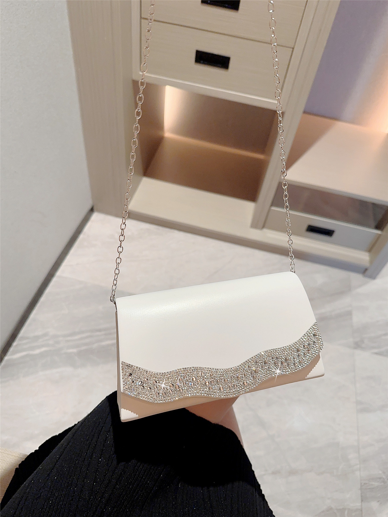 White Polyester Solid Color Evening Bags display picture 4