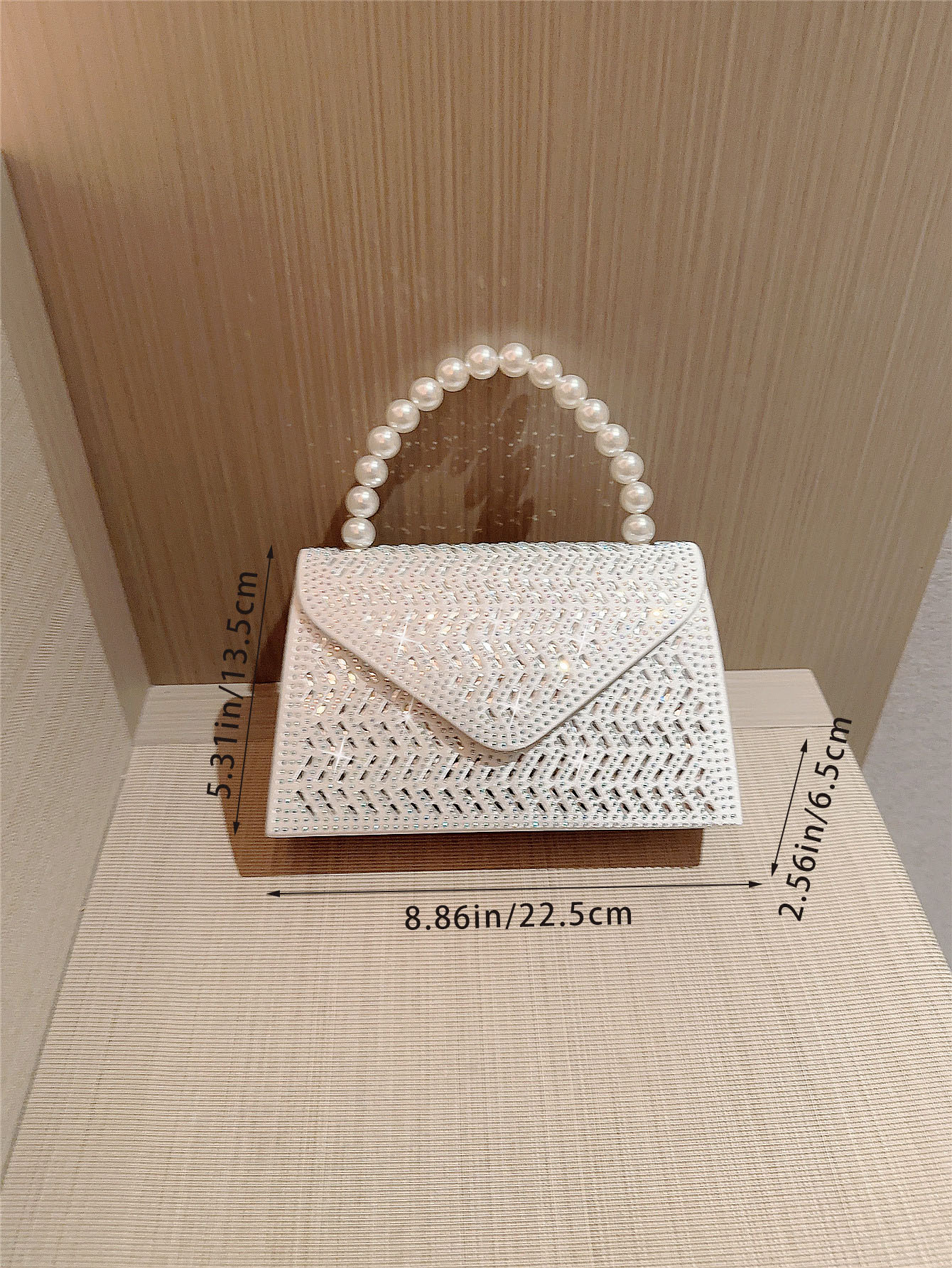 Women's Small Polyester Solid Color Elegant Vintage Style Rhinestone Flip Cover Evening Bag display picture 8