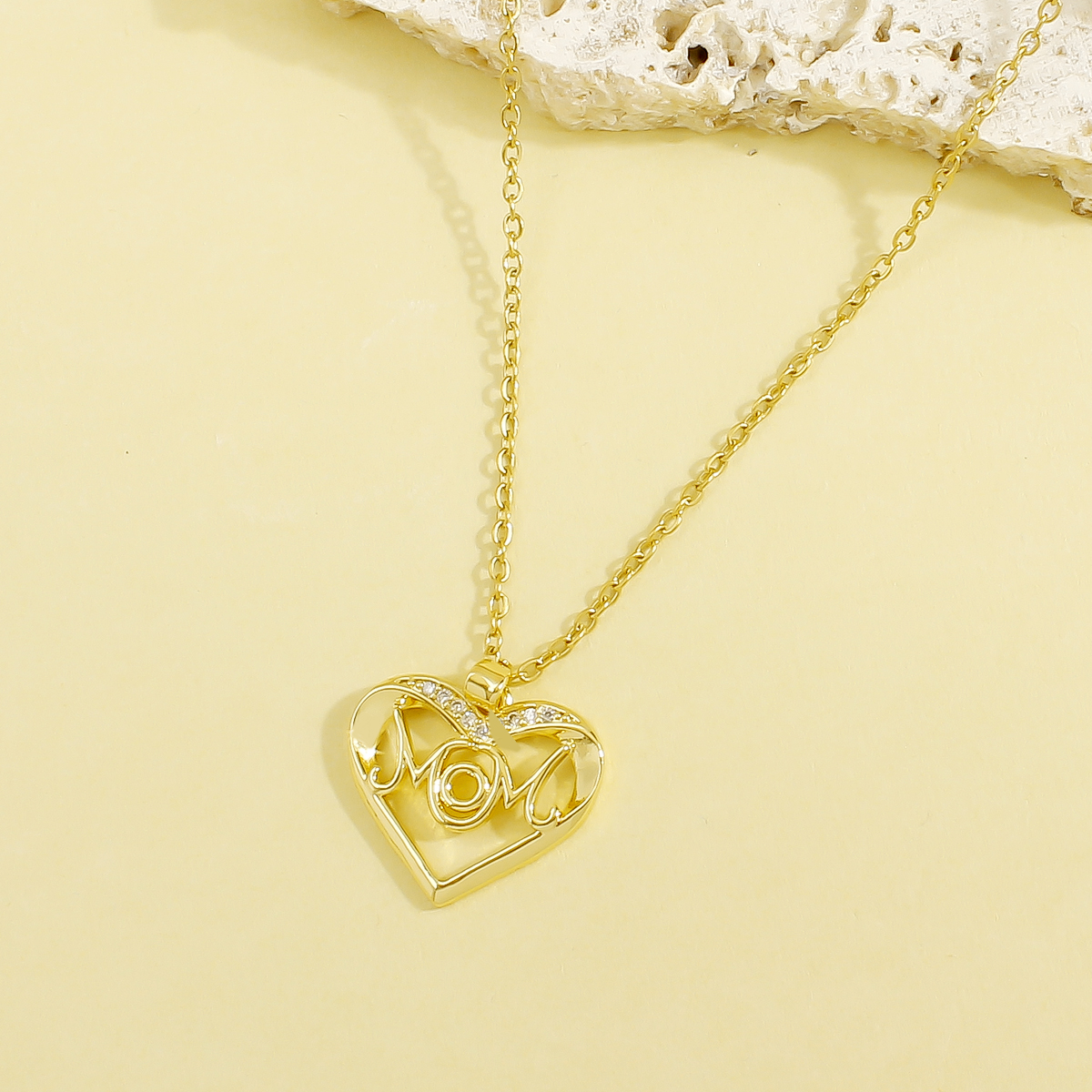 Wholesale Casual Elegant Heart Shape 304 Stainless Steel Copper Plating Inlay 18K Gold Plated Zircon Pendant Necklace display picture 7