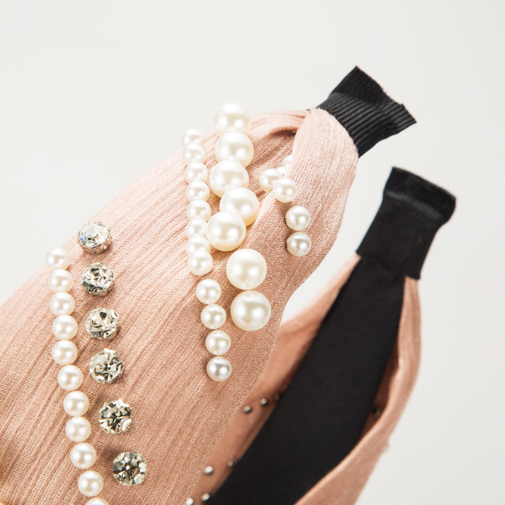 Women's Casual Vacation Classic Style Round Alloy Cloth Plating Inlay Rhinestones Pearl Hair Band display picture 4