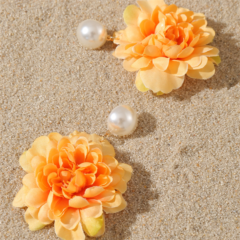 1 Paar Süss Einfacher Stil Blume Perle Tuch Tropfenohrringe display picture 11