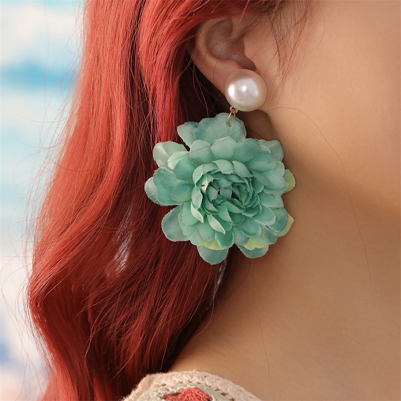 1 Pair Sweet Simple Style Flower Pearl Cloth Drop Earrings display picture 23