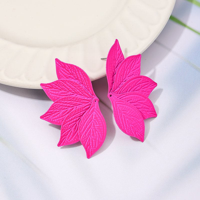 1 Piece Simple Style Leaf Layered Alloy Ear Studs display picture 1