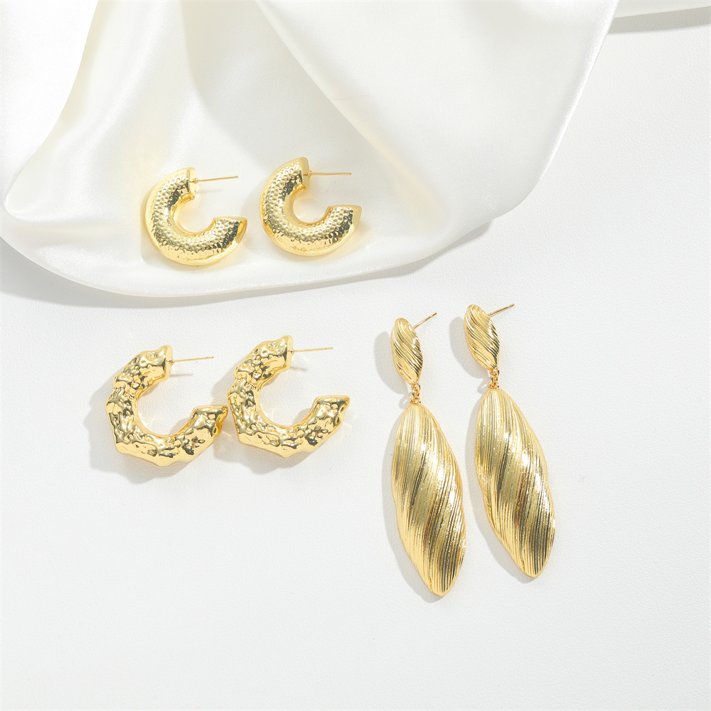 1 Paire Style IG Style Classique Géométrique Couleur Unie Le Cuivre Boucles D'oreilles Des Boucles D'Oreilles display picture 9