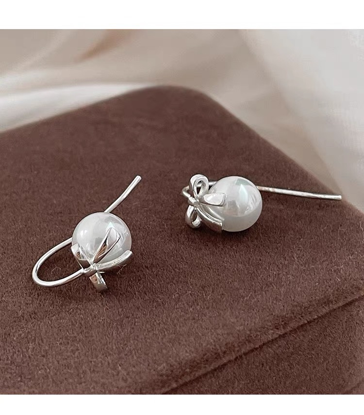 1 Pair Romantic Geometric Plating Inlay Sterling Silver Pearl Ear Studs display picture 5