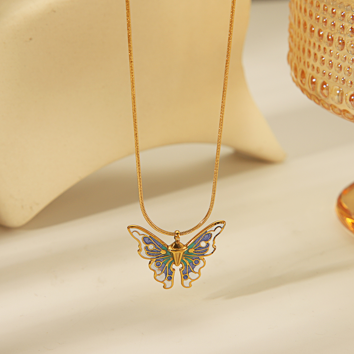 Edelstahl 304 18 Karat Vergoldet IG-Stil Süss Einfacher Stil Schmetterling Halskette Mit Anhänger display picture 1