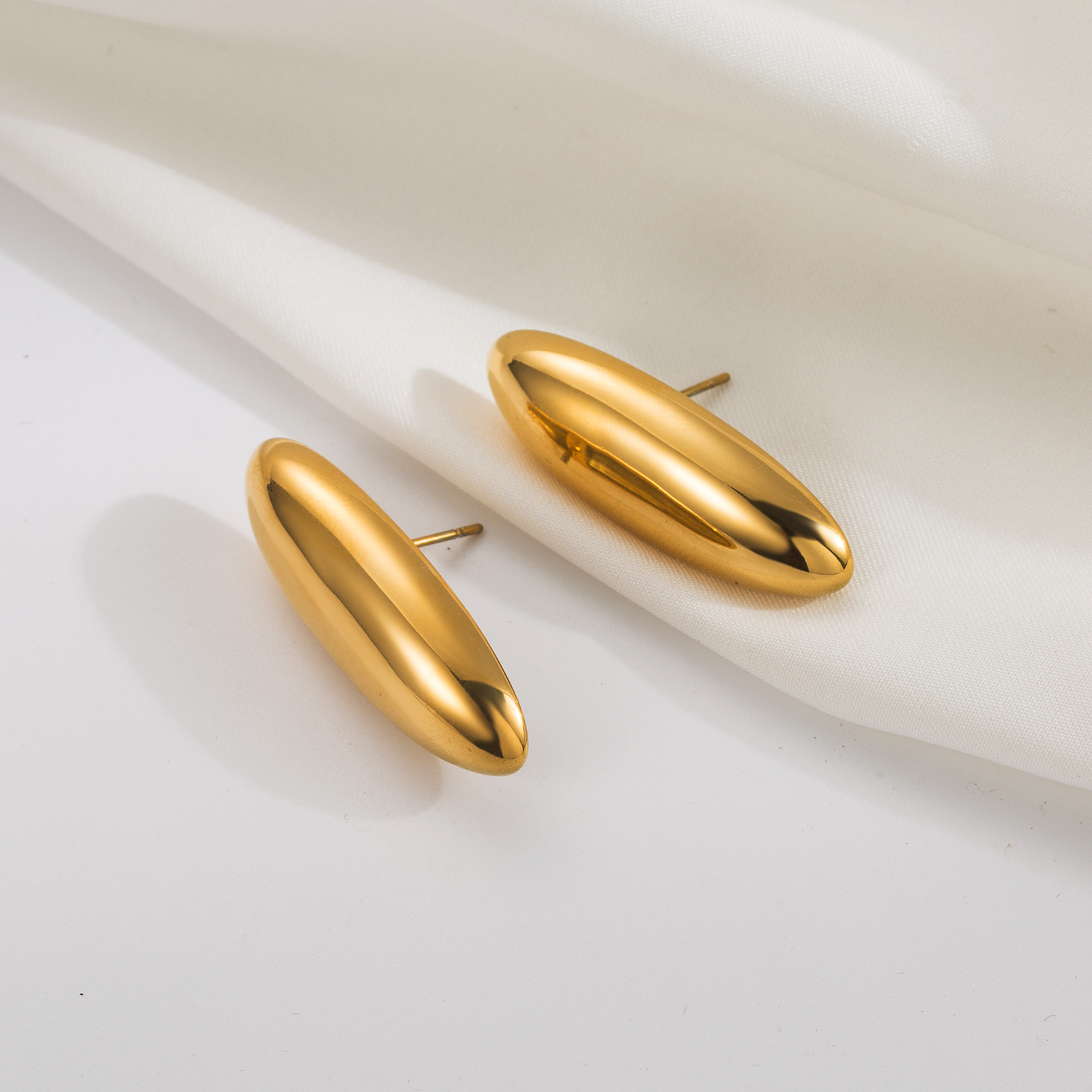 1 Pair Vintage Style Commute Oval Plating 304 Stainless Steel 18K Gold Plated Ear Studs display picture 2