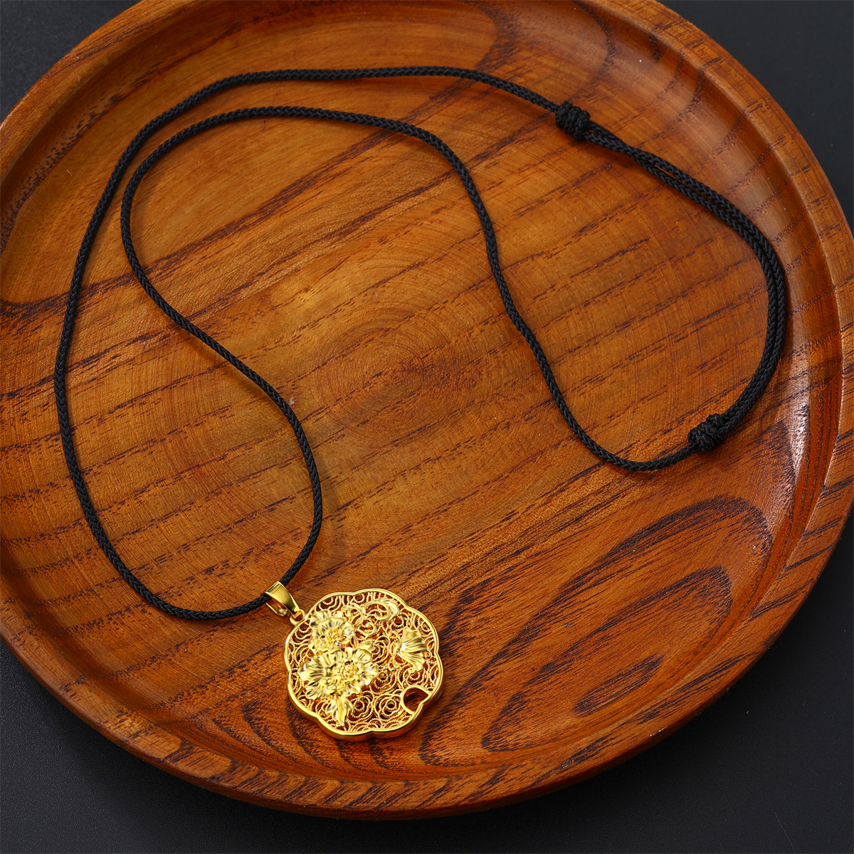 Casual Flower Gourd Dragon Rope Copper Hollow Out 24K Gold Plated Men's Pendant Necklace display picture 6