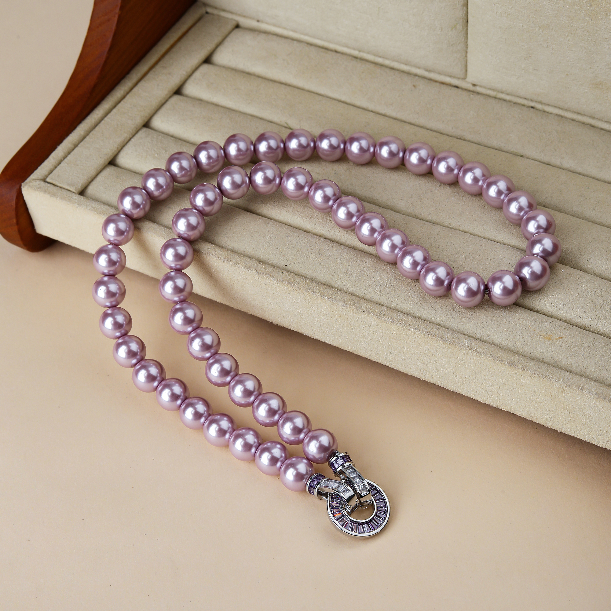 Wholesale Jewelry Elegant Round Artificial Pearl Copper Zircon Beaded Hollow Out Inlay Necklace display picture 9