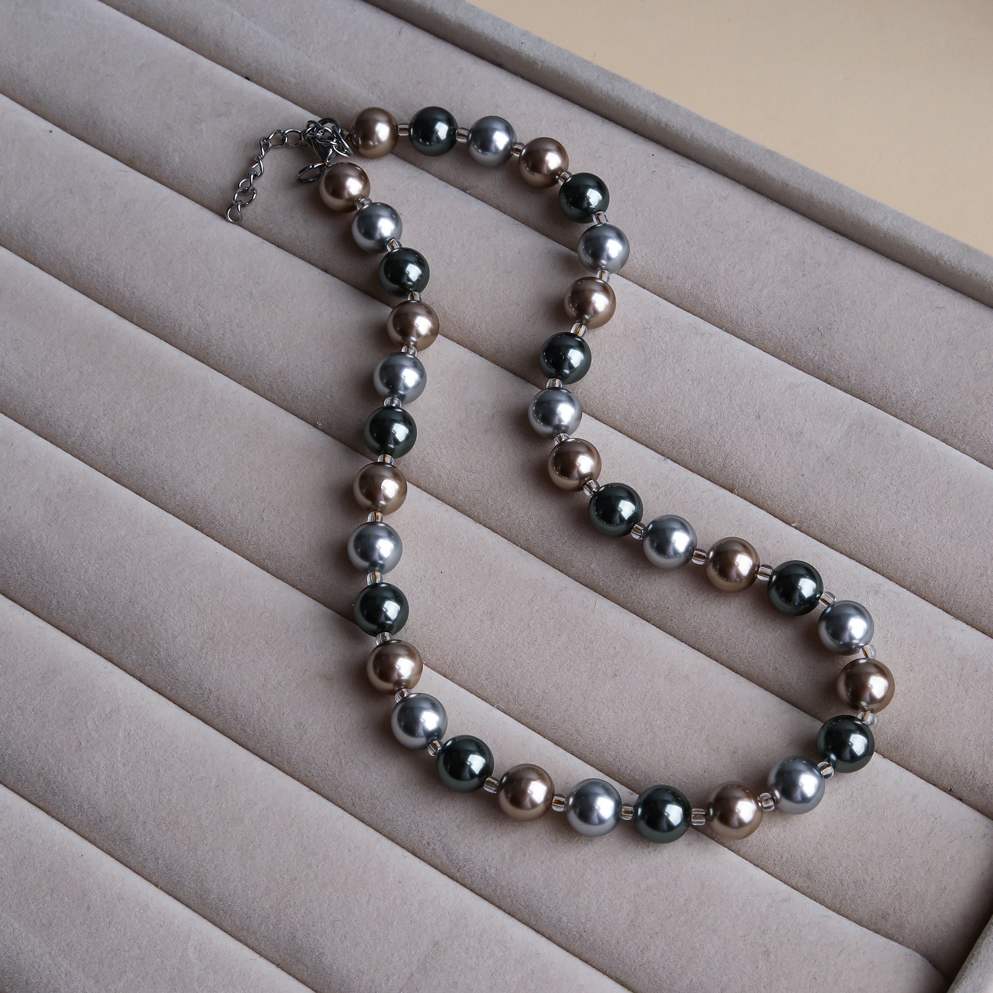 Wholesale Jewelry Elegant Glam Round Artificial Pearl Beaded Necklace display picture 1