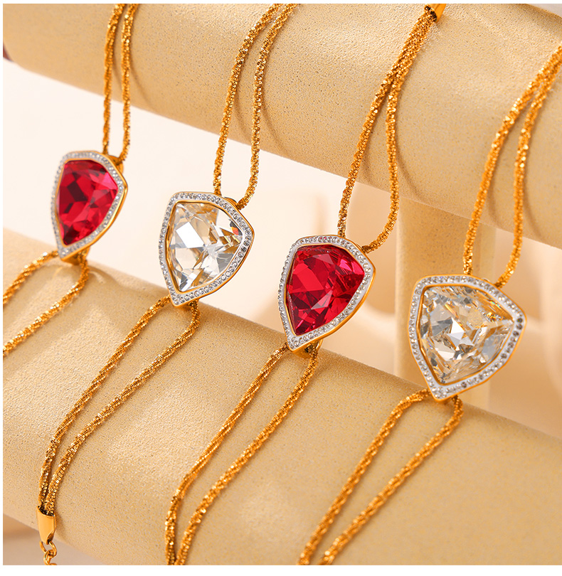 304 Stainless Steel 18K Gold Plated Casual Elegant Simple Style Plating Inlay Triangle Rhinestones Glass Zircon Bracelets Necklace display picture 3