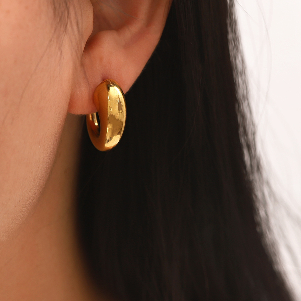 1 Pair Simple Style Classic Style Geometric Irregular Plating Arylic 18K Gold Plated Ear Studs display picture 5