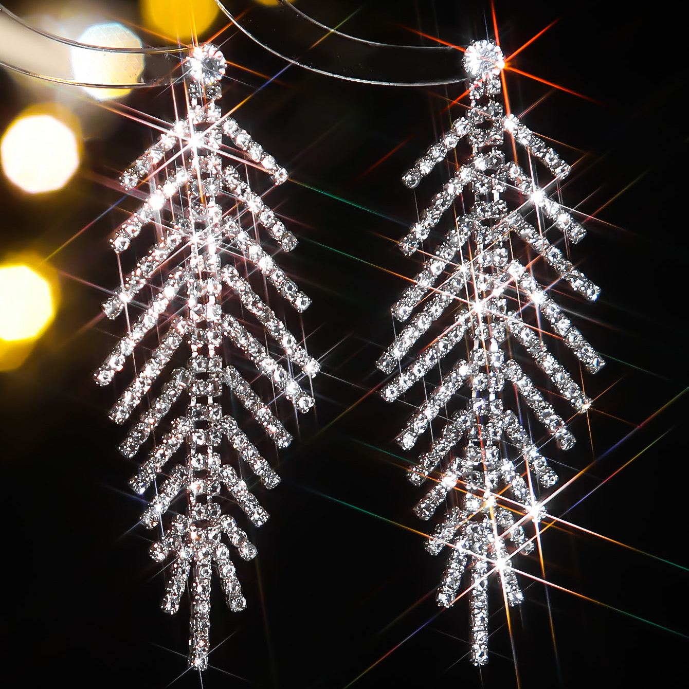 1 Pair Simple Style Classic Style Solid Color Inlay Copper Alloy Rhinestones Drop Earrings display picture 4