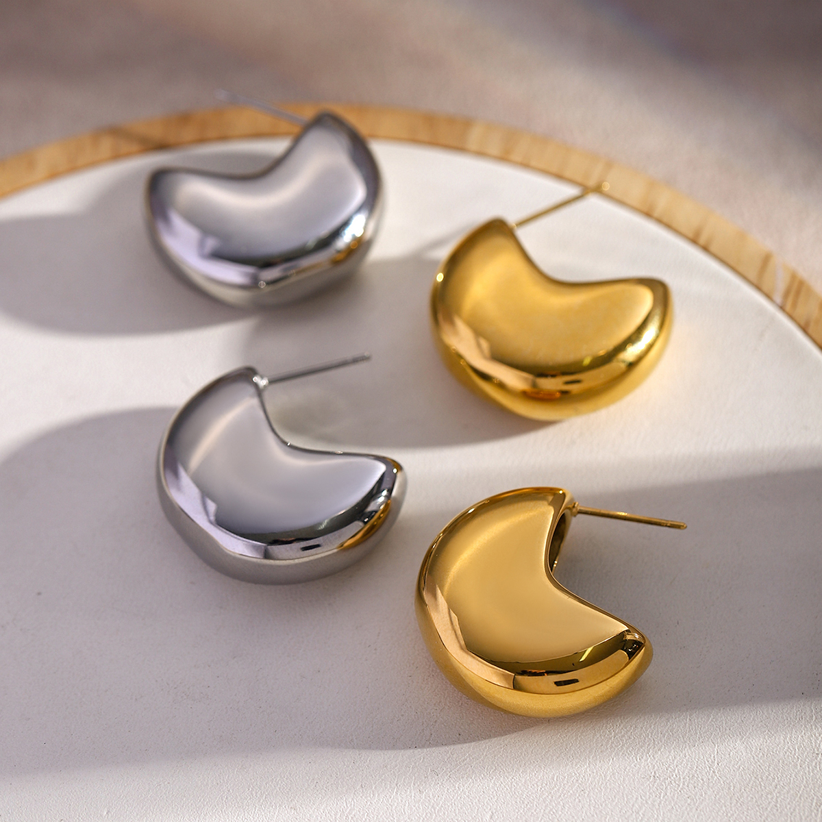 1 Pair IG Style Simple Style Moon Plating 316 Stainless Steel  18K Gold Plated Ear Studs display picture 10