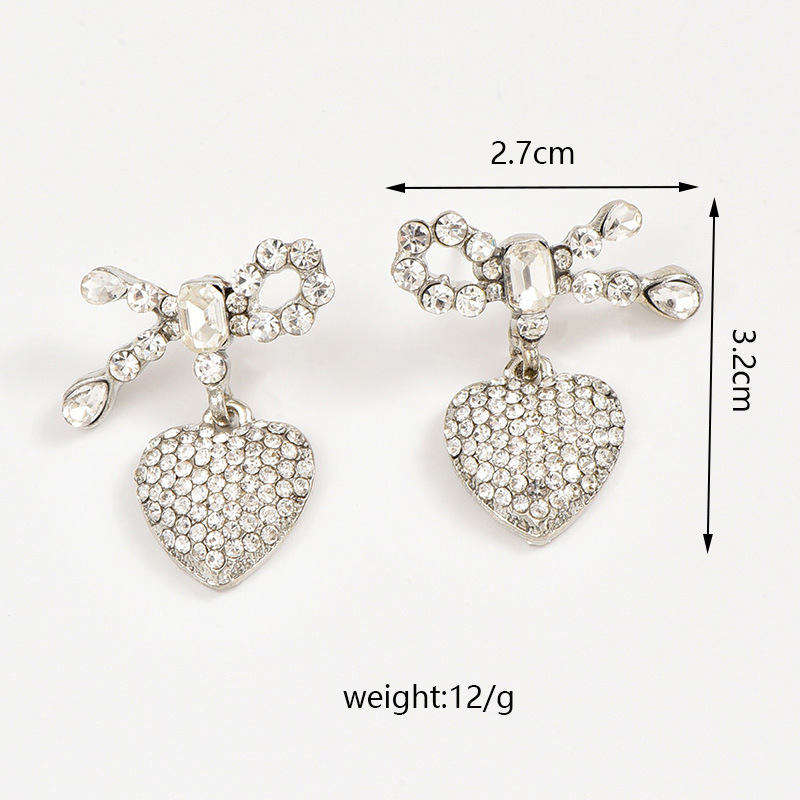 1 Pair Elegant Lady Modern Style Heart Shape Inlay Alloy Rhinestones Drop Earrings display picture 2