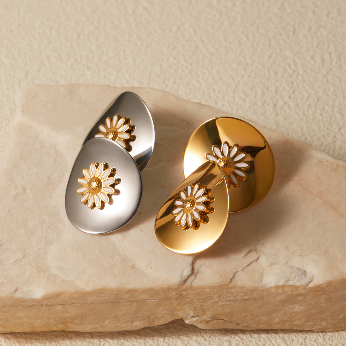1 Pair IG Style Sweet Daisy Enamel 304 Stainless Steel 18K Gold Plated Ear Studs display picture 12