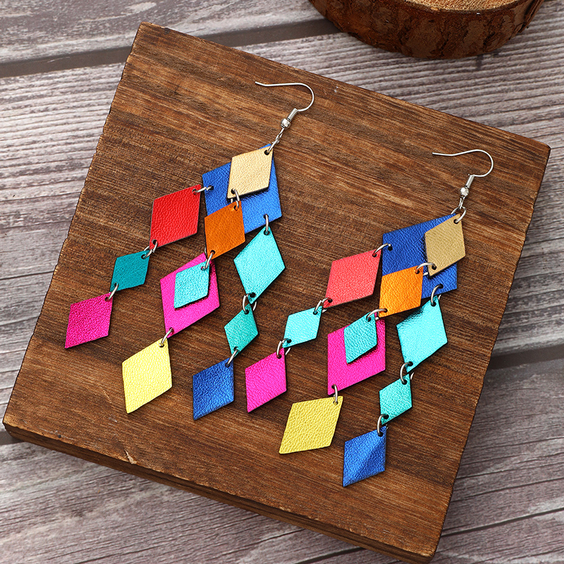 1 Pair Ethnic Style Bohemian Classic Style Geometric Rhombus Pu Leather Drop Earrings display picture 1