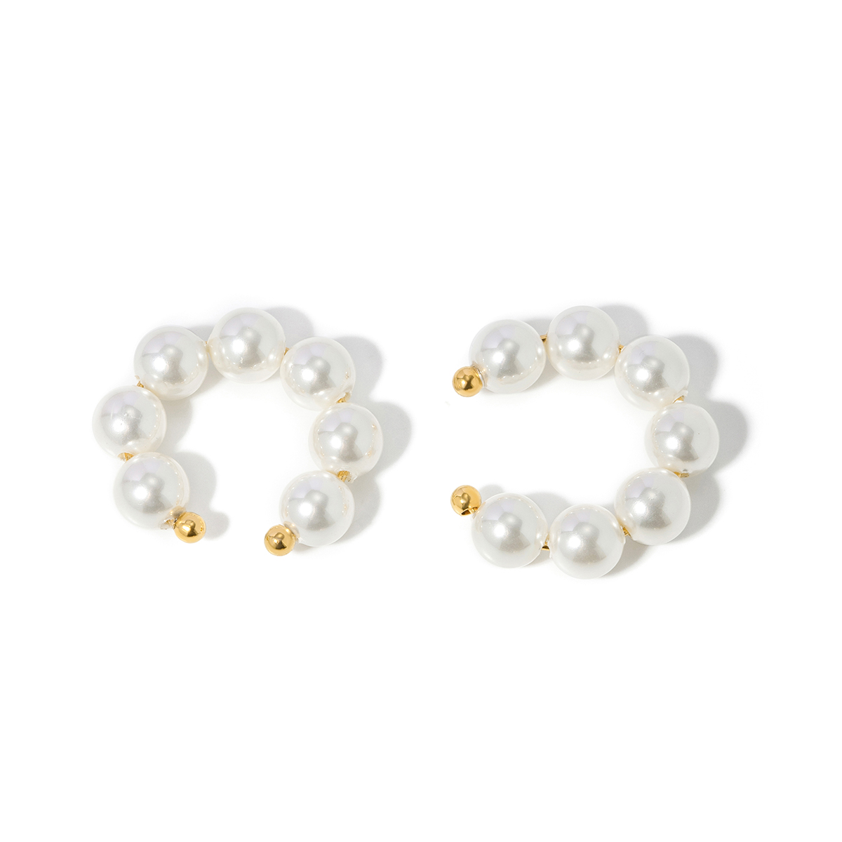 1 Pair IG Style Simple Style C Shape Pearl 304 Stainless Steel 18K Gold Plated Ear Cuffs display picture 3