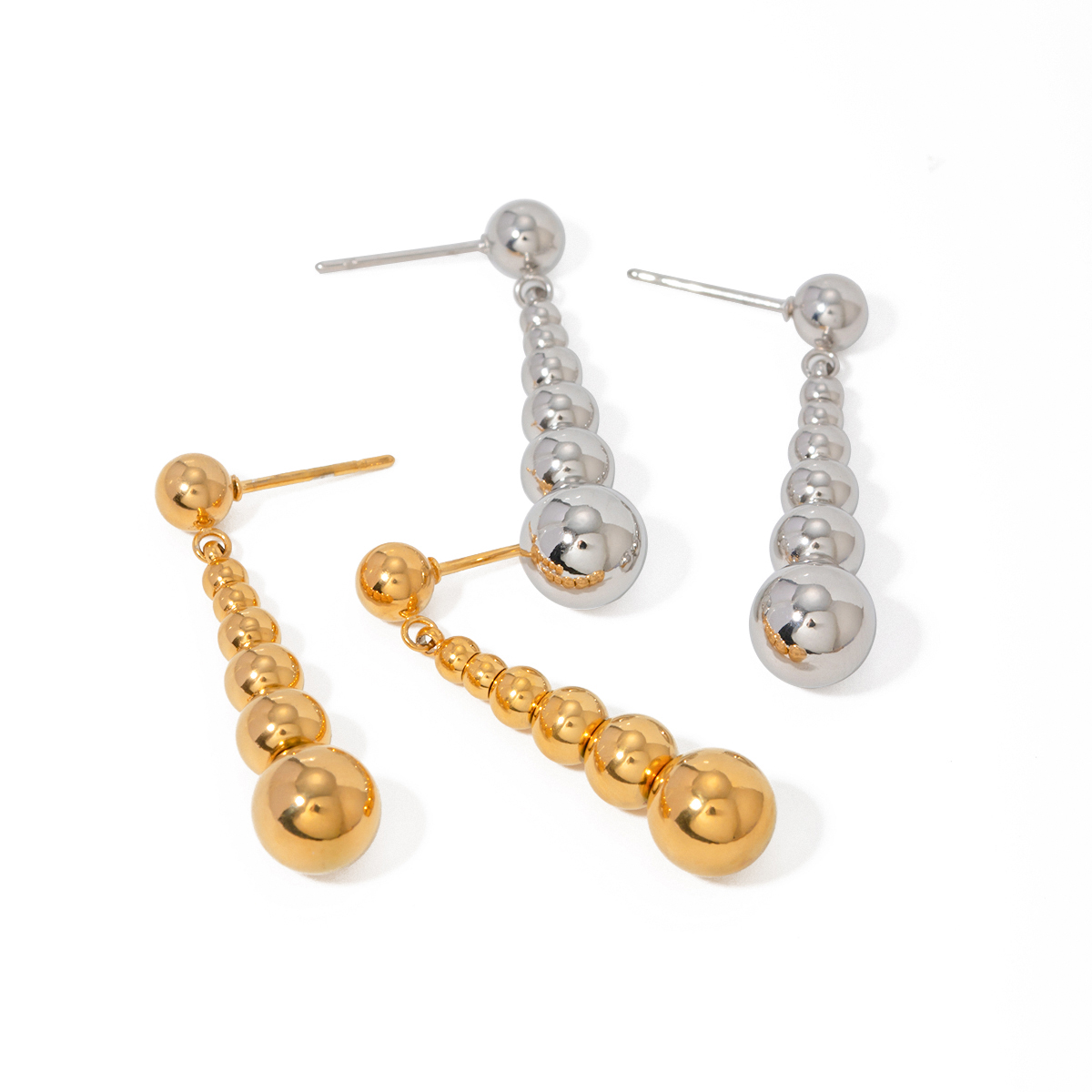 1 Pair IG Style Basic Modern Style Round Ball Plating 304 Stainless Steel 18K Gold Plated Ear Studs display picture 3