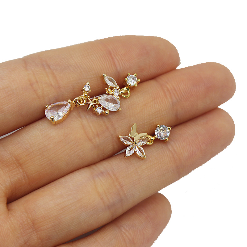 1 Piece Ear Cartilage Rings & Studs Sweet Simple Style Star Moon Heart Shape 316 Stainless Steel  Copper Hollow Out Inlay Rhinestones Glass Zircon Gold Plated Ear Cartilage Rings & Studs display picture 12