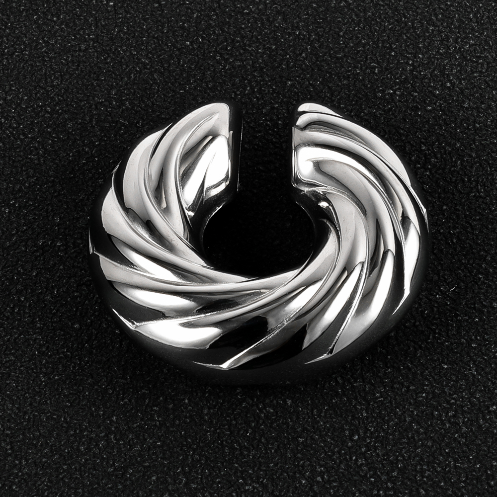 1 Piece Modern Style Simple Style Commute Solid Color Polishing 304 Stainless Steel Ear Cuffs display picture 3