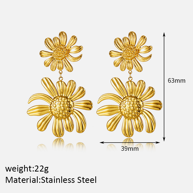 1 Pair Simple Style Flower Plating 304 Stainless Steel 18K Gold Plated Drop Earrings display picture 1