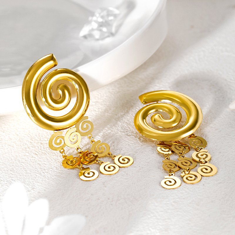 1 Paire De Base Style Moderne Style Classique Cercle Couleur Unie Placage Acier Inoxydable 304 Plaqué Or 18K Boucles D'oreilles display picture 3