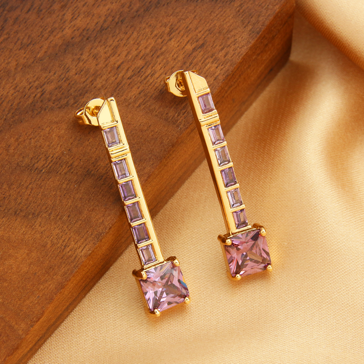 1 Pair Luxurious Simple Style Key Plating Inlay Copper Zircon 18K Gold Plated Drop Earrings display picture 2