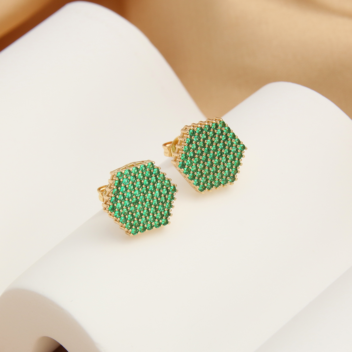 1 Pair Simple Style Commute Hexagon Square Plating Inlay Copper Zircon 18K Gold Plated Ear Studs display picture 2