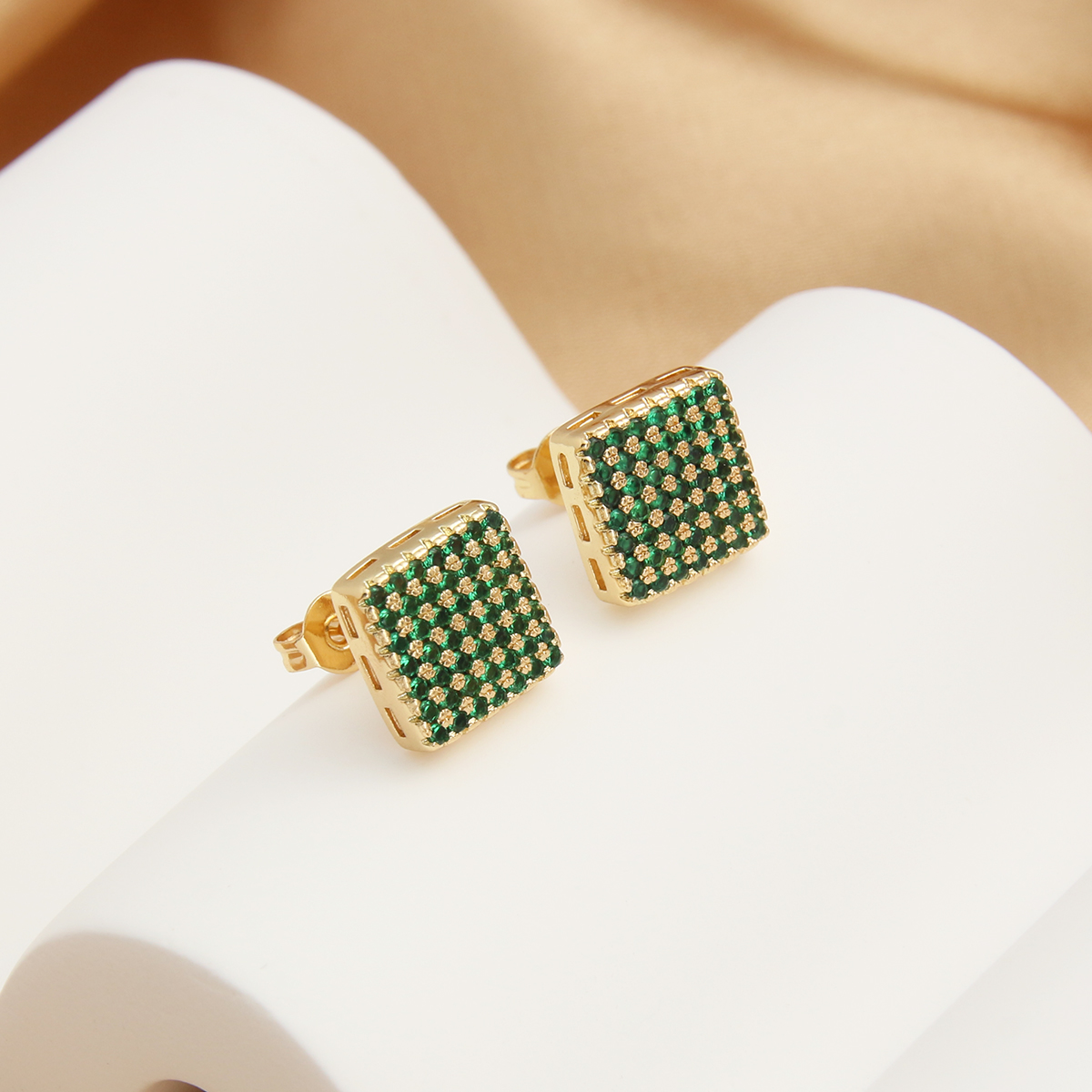 1 Pair Simple Style Commute Hexagon Square Plating Inlay Copper Zircon 18K Gold Plated Ear Studs display picture 3