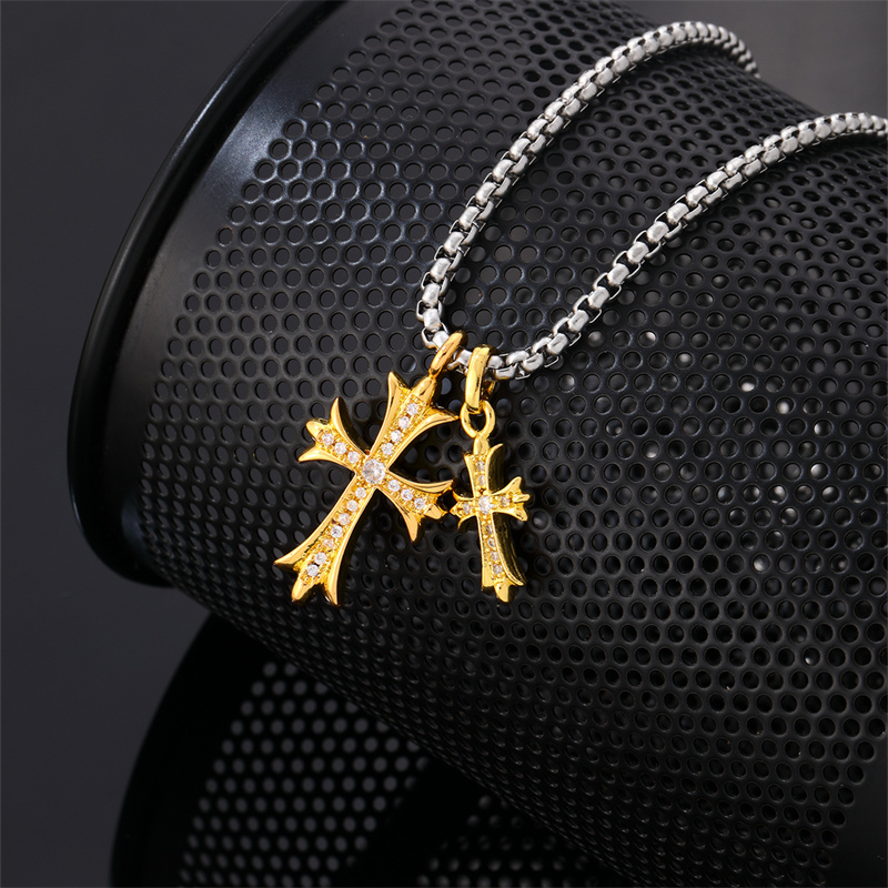 Wholesale Hip-Hop Luxurious Rock Cross 304 Stainless Steel Copper Plating K Gold Plated Pendant Necklace display picture 6