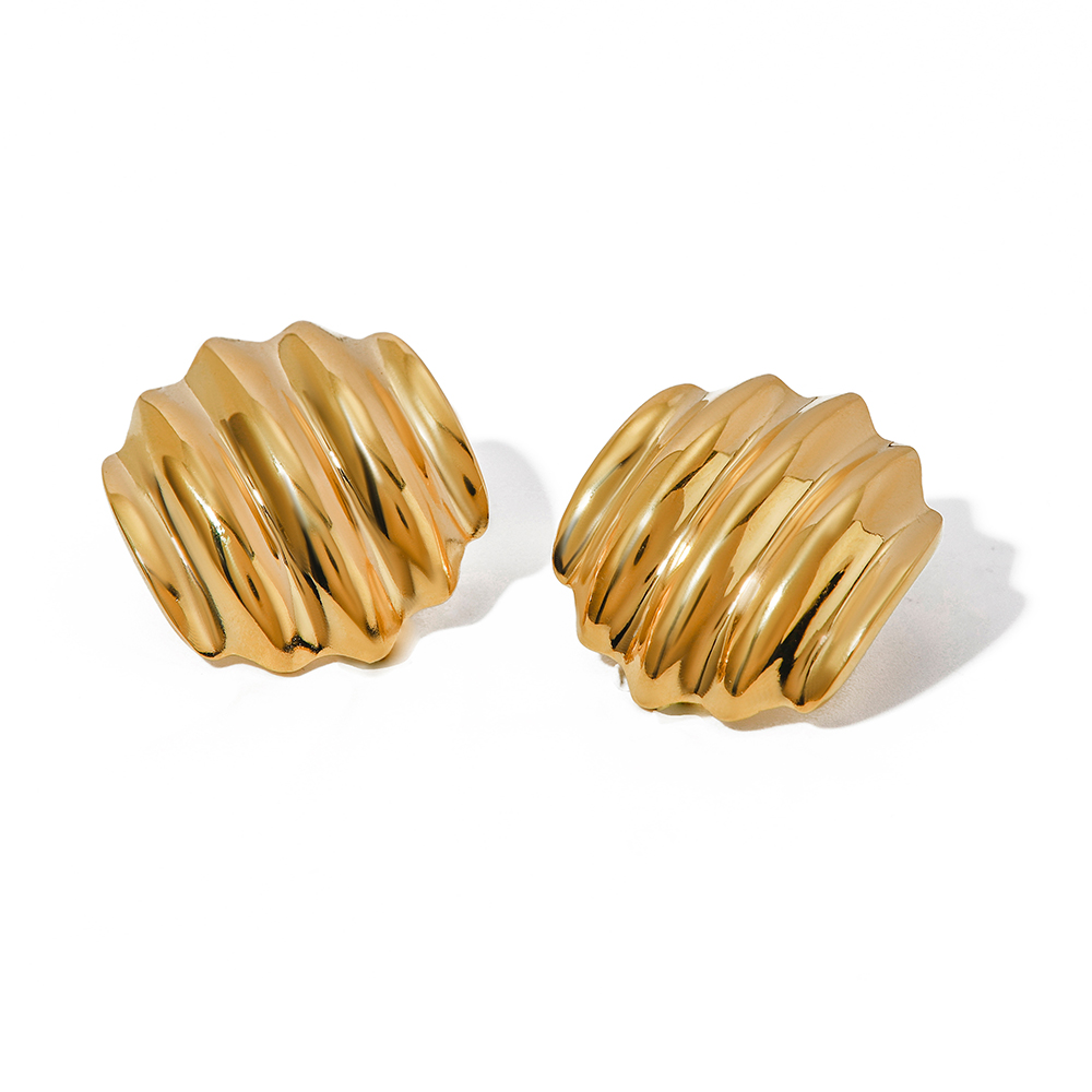 1 Pair Simple Style Classic Style Solid Color Plating 304 Stainless Steel 18K Gold Plated Earrings display picture 5