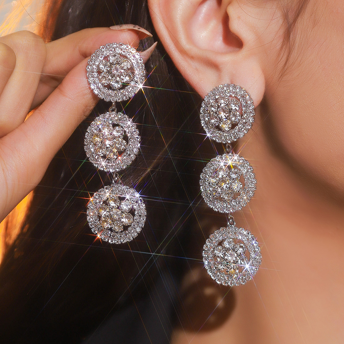 1 Pair Luxurious Simple Style Solid Color Inlay 316 Stainless Steel  Rhinestones Drop Earrings display picture 3