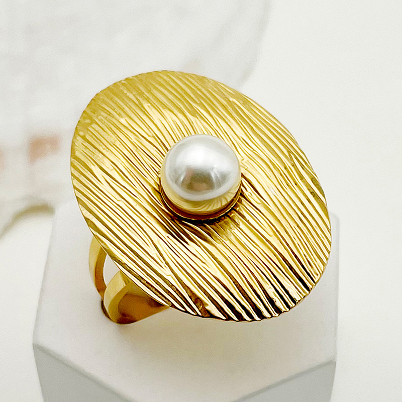 Simple Style Commute Flower Lightning 304 Stainless Steel 14K Gold Plated Pearl Zircon Rings In Bulk display picture 4