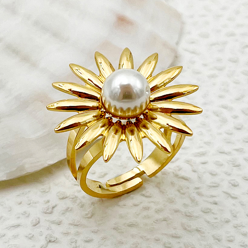 Simple Style Commute Flower Lightning 304 Stainless Steel 14K Gold Plated Pearl Zircon Rings In Bulk display picture 3