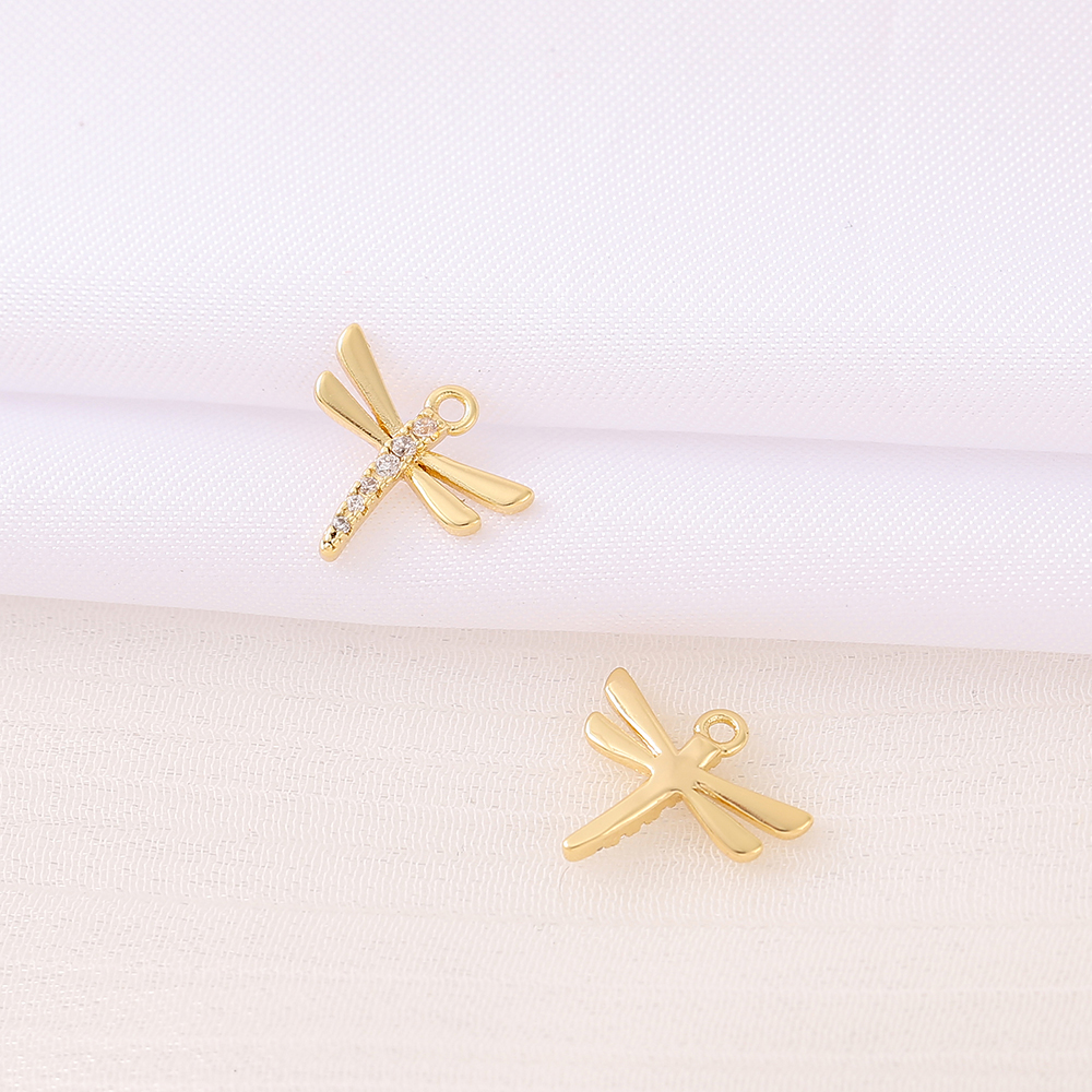 Cute Artistic Dragonfly 18K Gold Plated Zircon Copper Wholesale Jewelry Accessories display picture 3