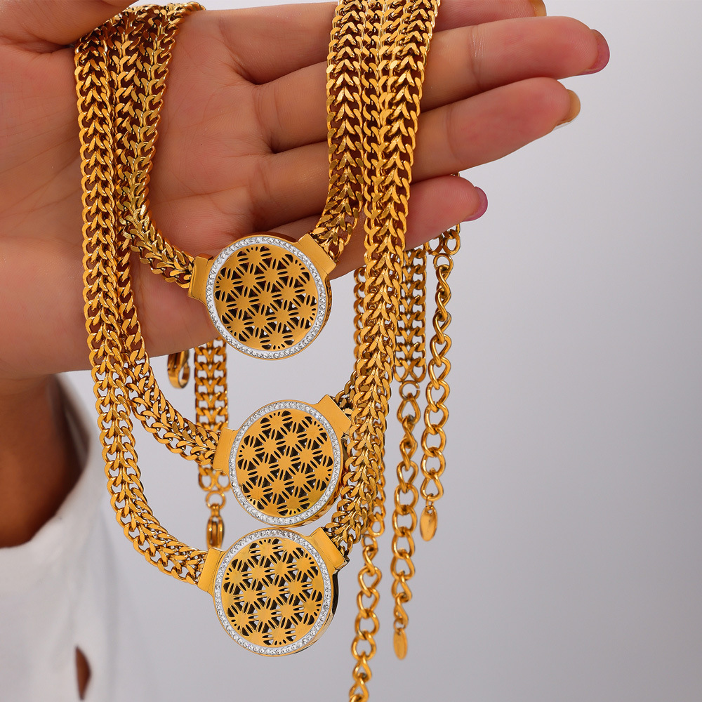 Acero Titanio Chapados en oro de 18k Casual Estilo Simple Ahuecar Embutido Geométrico Circón Pulsera Collar display picture 8