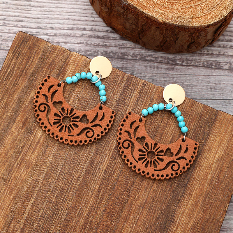 1 Pair Vintage Style Ethnic Style Geometric Skull Hollow Out Wood Drop Earrings display picture 2