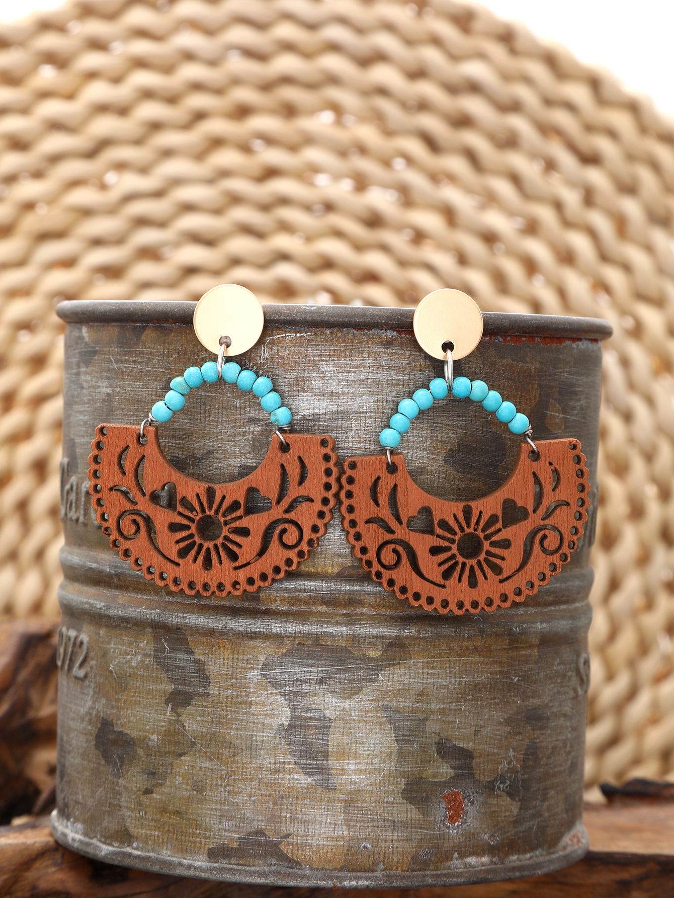 1 Pair Vintage Style Ethnic Style Geometric Skull Hollow Out Wood Drop Earrings display picture 3