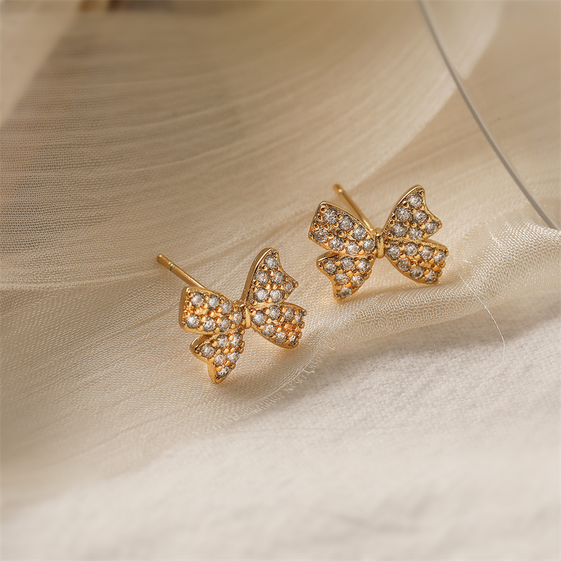 1 Pair Elegant Streetwear Butterfly Bow Knot Plating Inlay Copper Rhinestones Ear Studs display picture 7