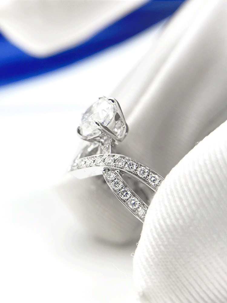 Crown V-Shaped Empty Support 18K Main Stone 1.00ct Auxiliary Stone Weight 4.17G Net Weight 3.88G display picture 2