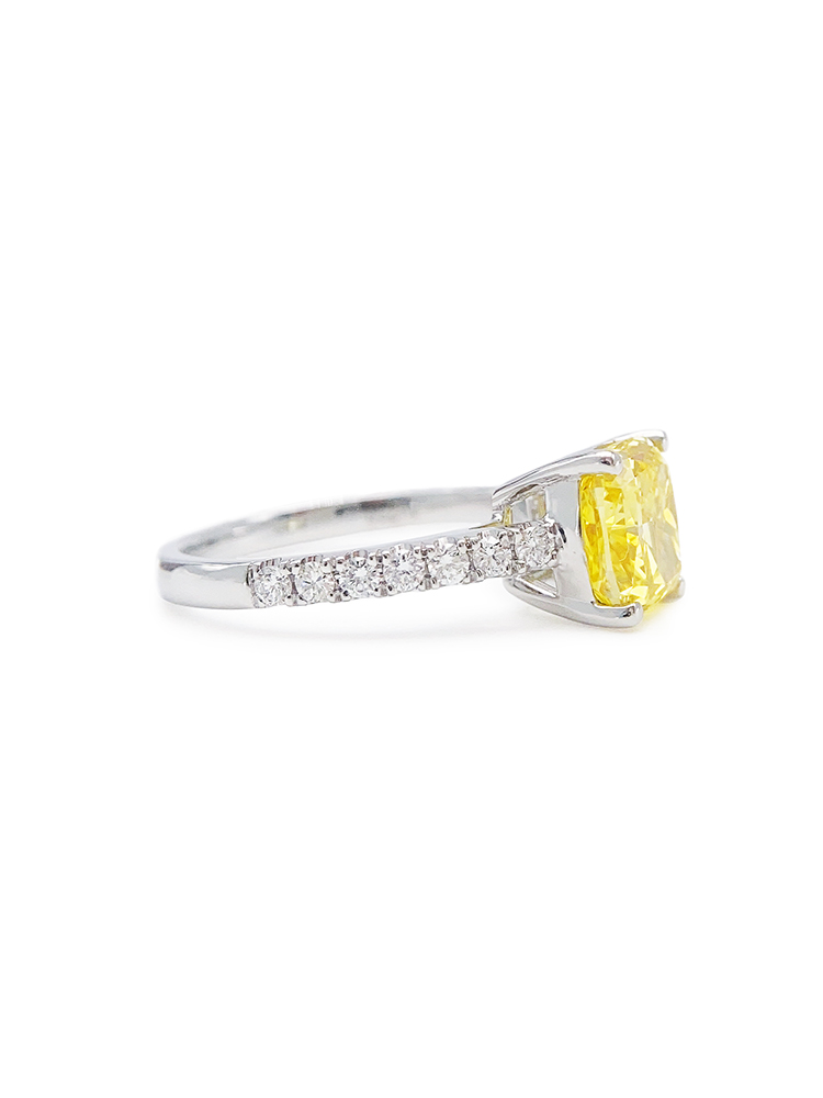 Yellow Diamond Ring Main Stone 2.04ct Auxiliary Stone Weight 3.32G Net Weight 2.85G display picture 1