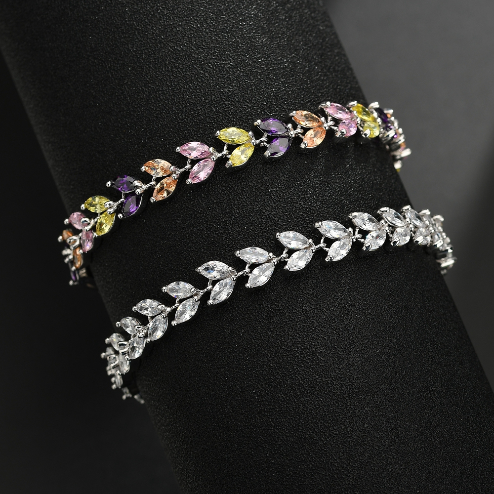 Wholesale Elegant Shiny Color Block Brass Polishing Plating Inlay White Gold Plated Zircon Bracelets display picture 4