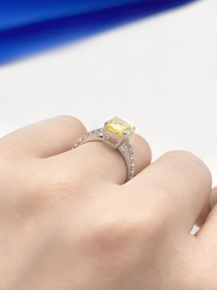 Yellow Diamond Ring Main Stone 2.04ct Auxiliary Stone Weight 3.32G Net Weight 2.85G display picture 7