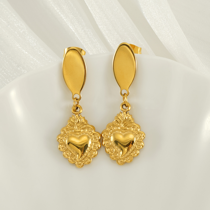 1 Pair Basic Modern Style Classic Style Heart Shape Plating 304 Stainless Steel 18K Gold Plated Drop Earrings display picture 7