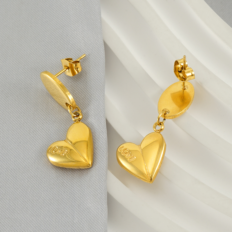 1 Pair Basic Modern Style Classic Style Heart Shape Plating 304 Stainless Steel 18K Gold Plated Drop Earrings display picture 4